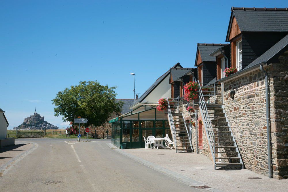 客店湾酒店 Mont-Saint-Michel 外观 照片